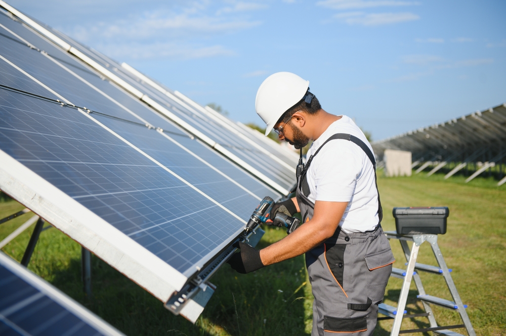 India’s Solar Growth Reveals a Hidden Waste Threat