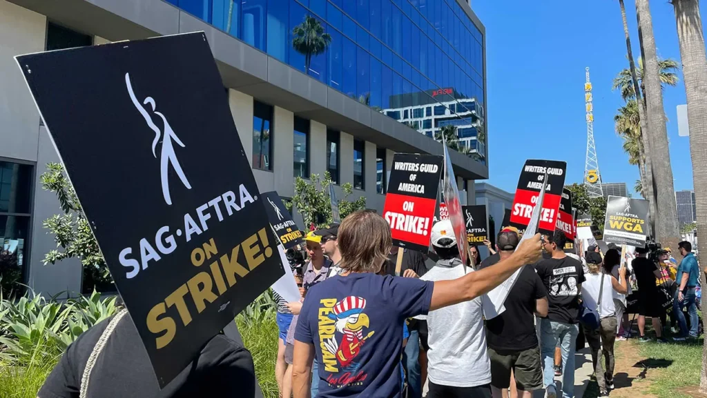 SAG-AFTRA deal Hollywood strike end talks soon
