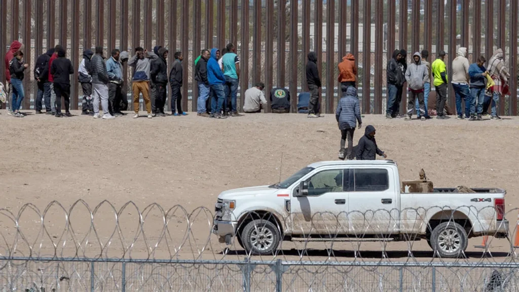 Texas Migrant Arrest Law Faces New Lawsuit