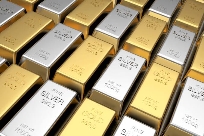 Gold Silver Prices Fall As Dollar Strengthens Now Gold Silver Prices Fall As Dollar Strengthens Now