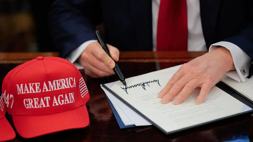 Trump Tariff Policy Reshapes US Trade Strategy Trump Tariff Policy Reshapes US Trade Strategy