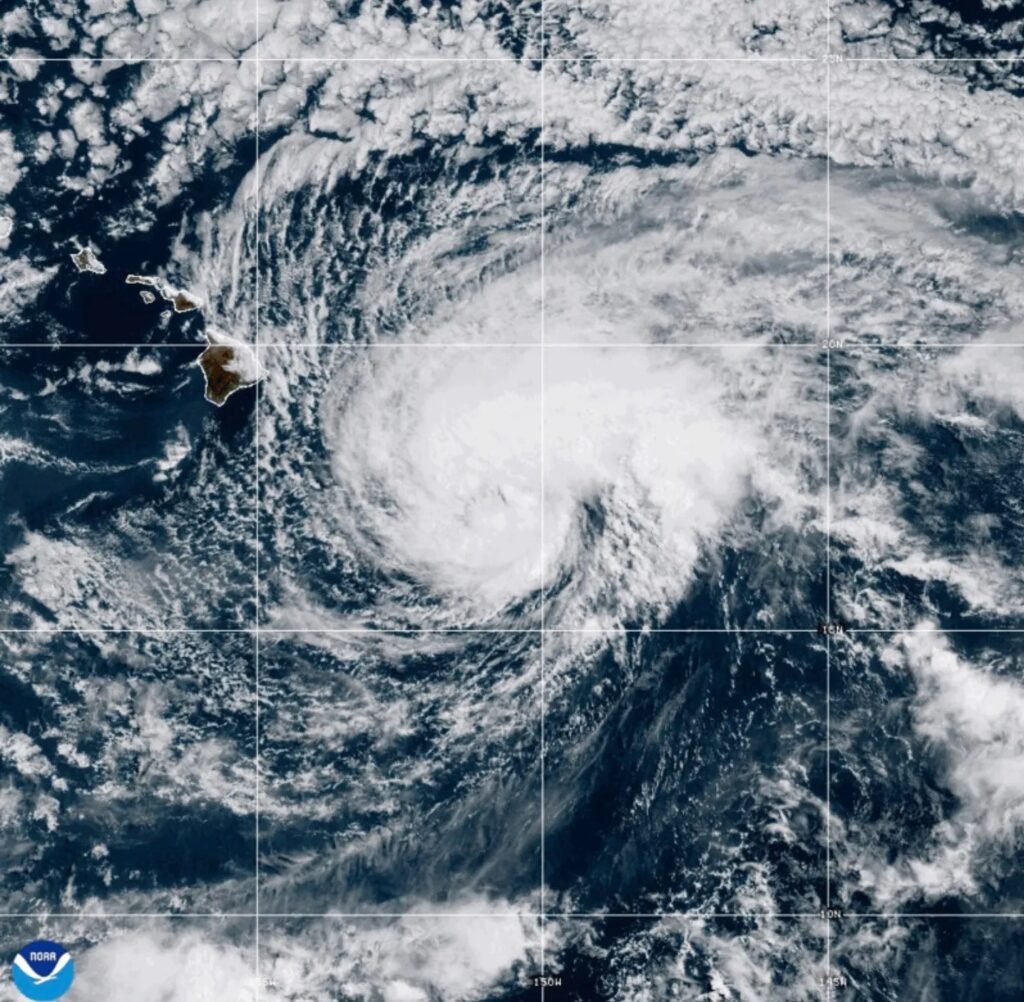Hurricane Lala Big Island Hawaii Hits With Heavy Rain