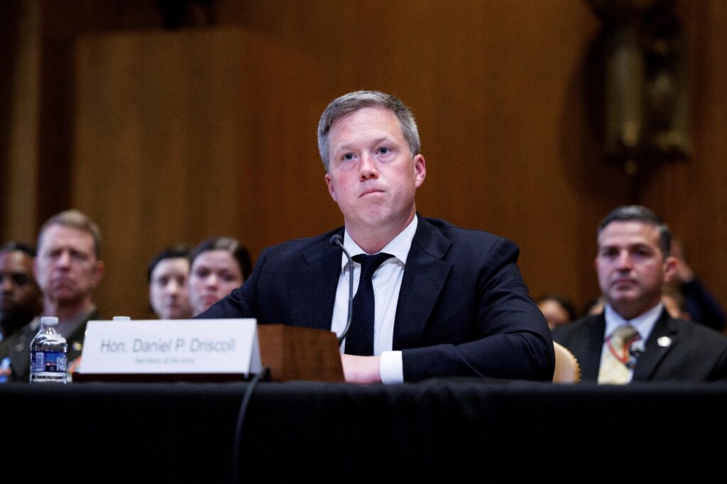 Army Leadership Resignation Raises Pentagon Questions Army Leadership Resignation Raises Pentagon Questions