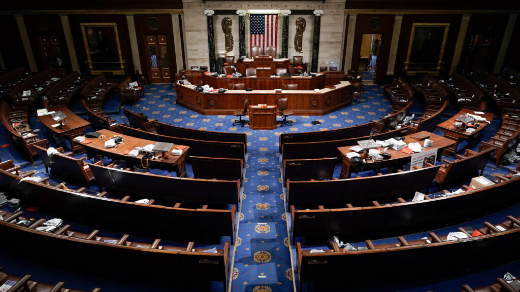 Iran War Republicans Split Widens Iran War Republicans Split Widens