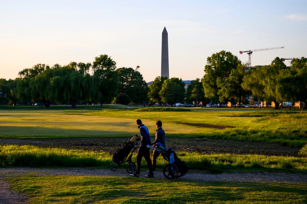 Trump Reveals Plan for Washington Golf Course