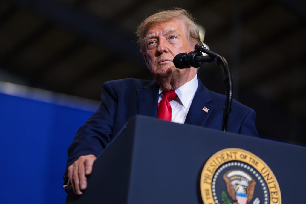 Trump Renews Campaign Push Ahead of Midterms Trump Renews Campaign Push Ahead of Midterms